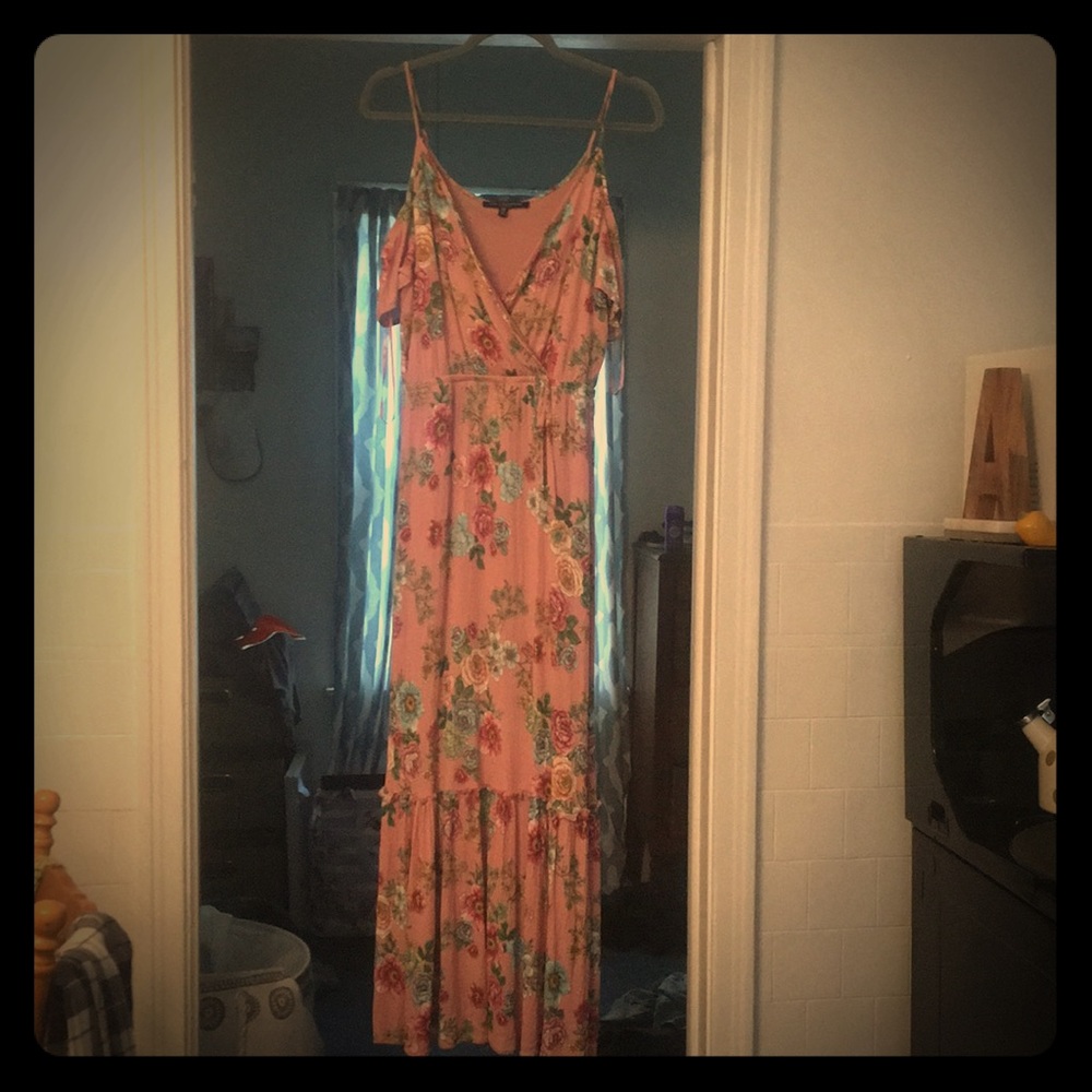 Pink Floral Cold-Shoulder Maxi Dress